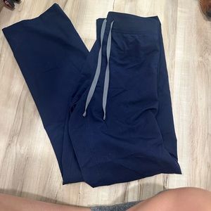 Navy Livingston figs size medium tall!